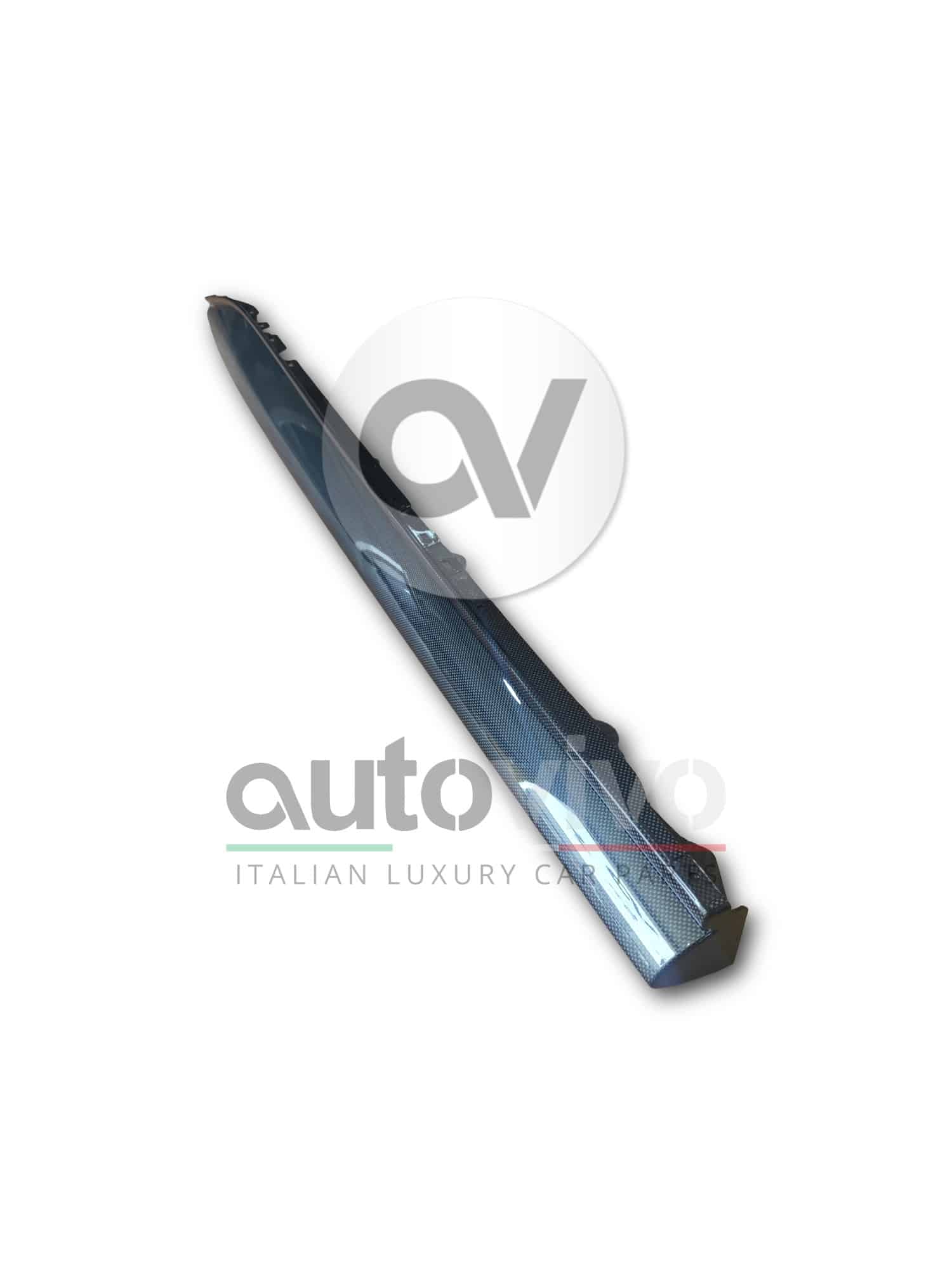 FERRARI CARBON FIBRE UNDERDOOR TRIM KIT - Image 4